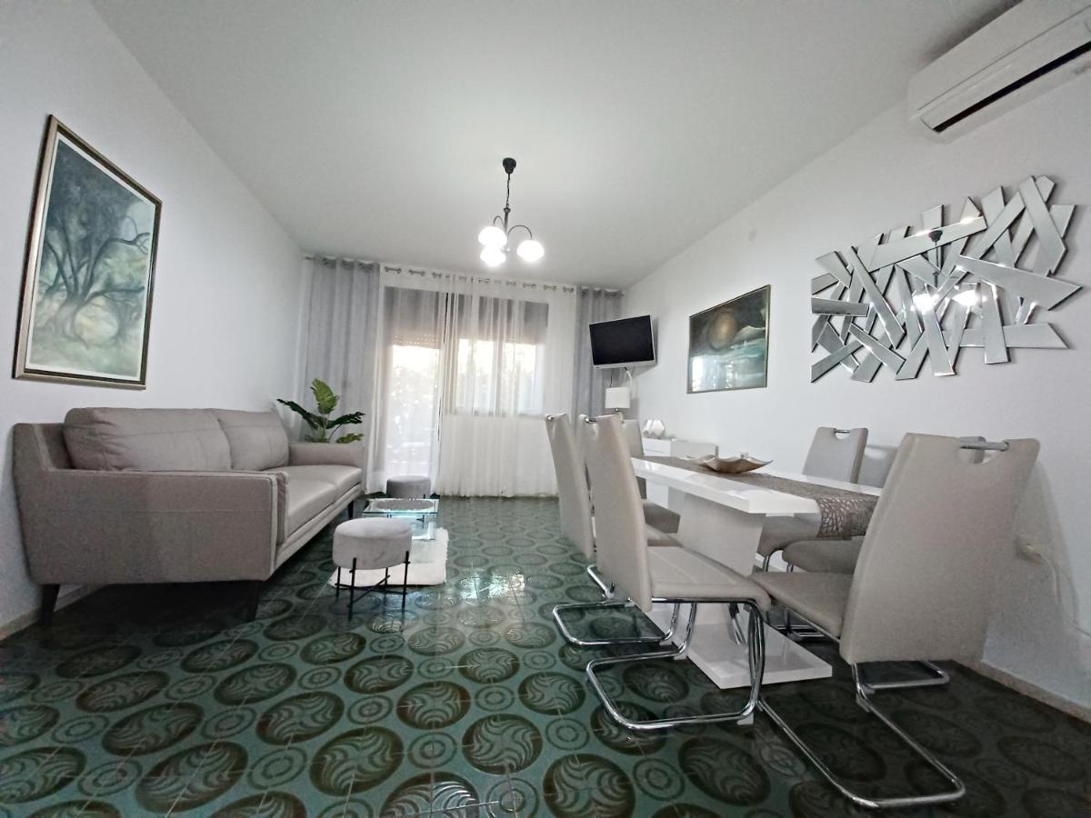 Lorenzo Apartment *